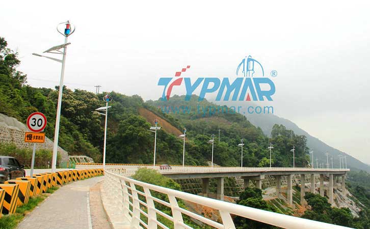 深圳碧嶺三洲田路風光互補路燈系統(tǒng)